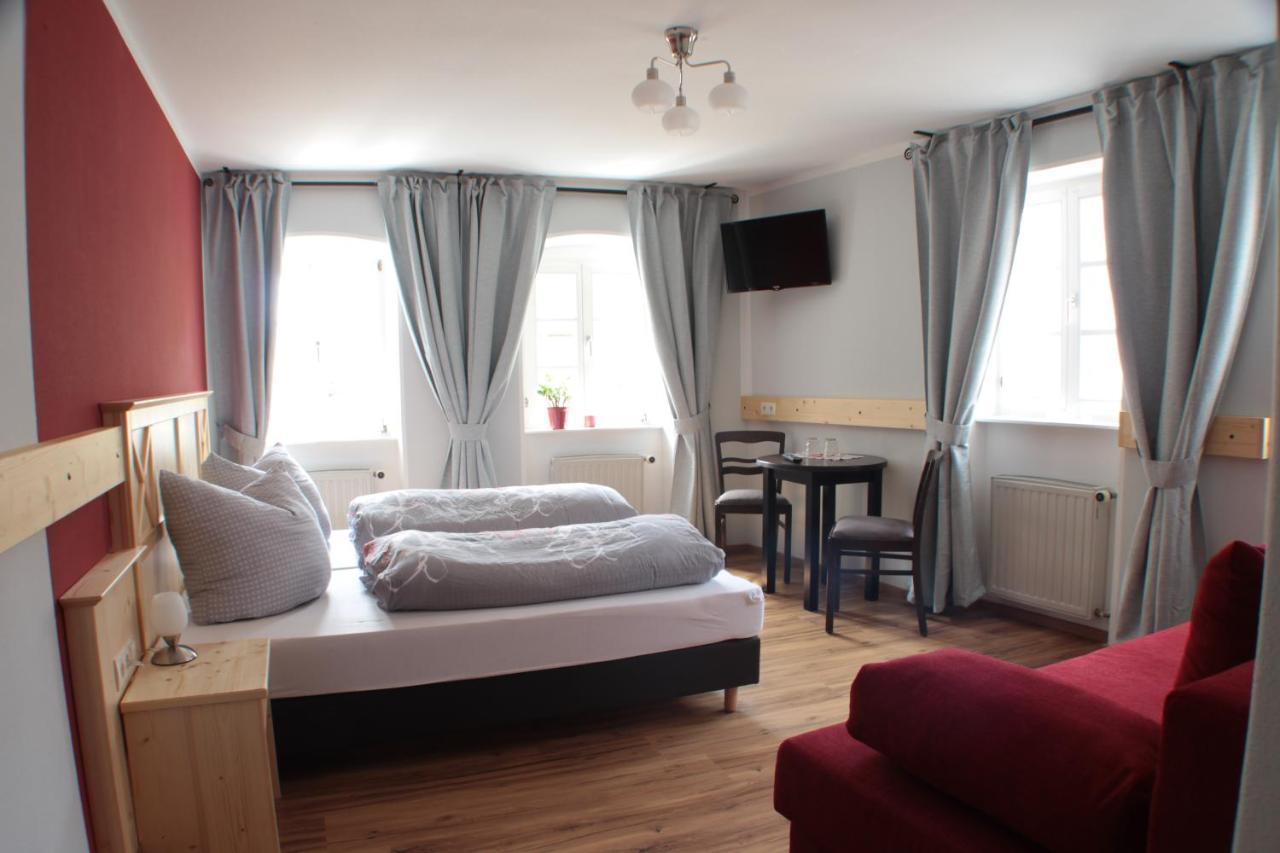 Zum Baren - Einfach Anders Hotel Mainbernheim Екстериор снимка
